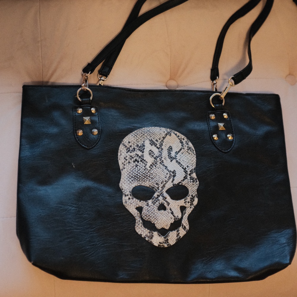 Black Skull Tote Bag